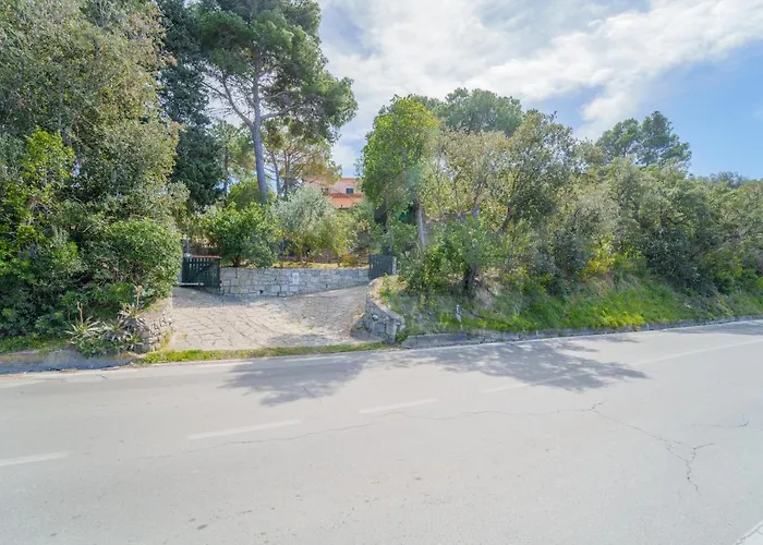Villa Il Cappero View & Beach - Goelba